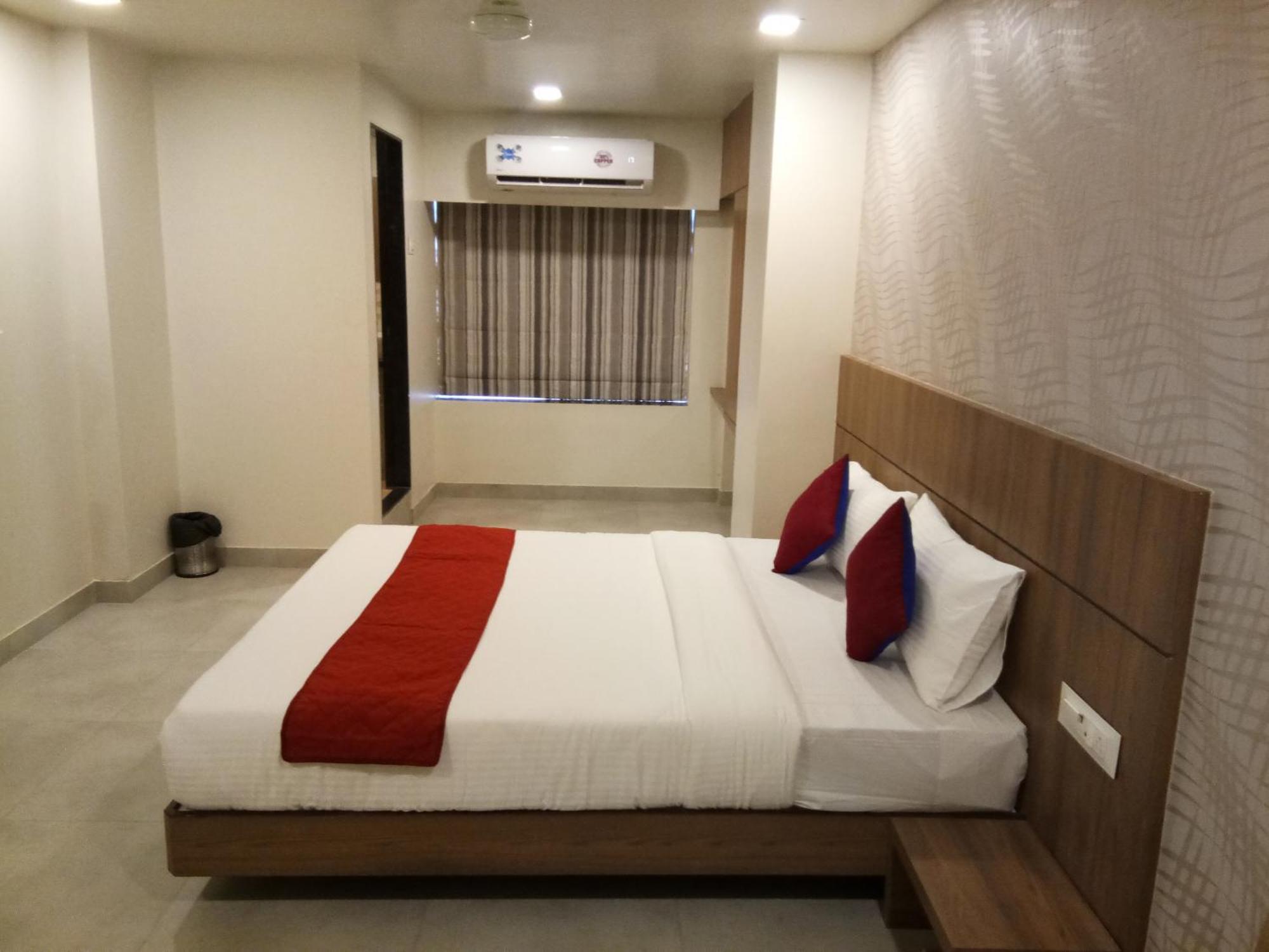 Hotel Imperial Vasai Exterior foto