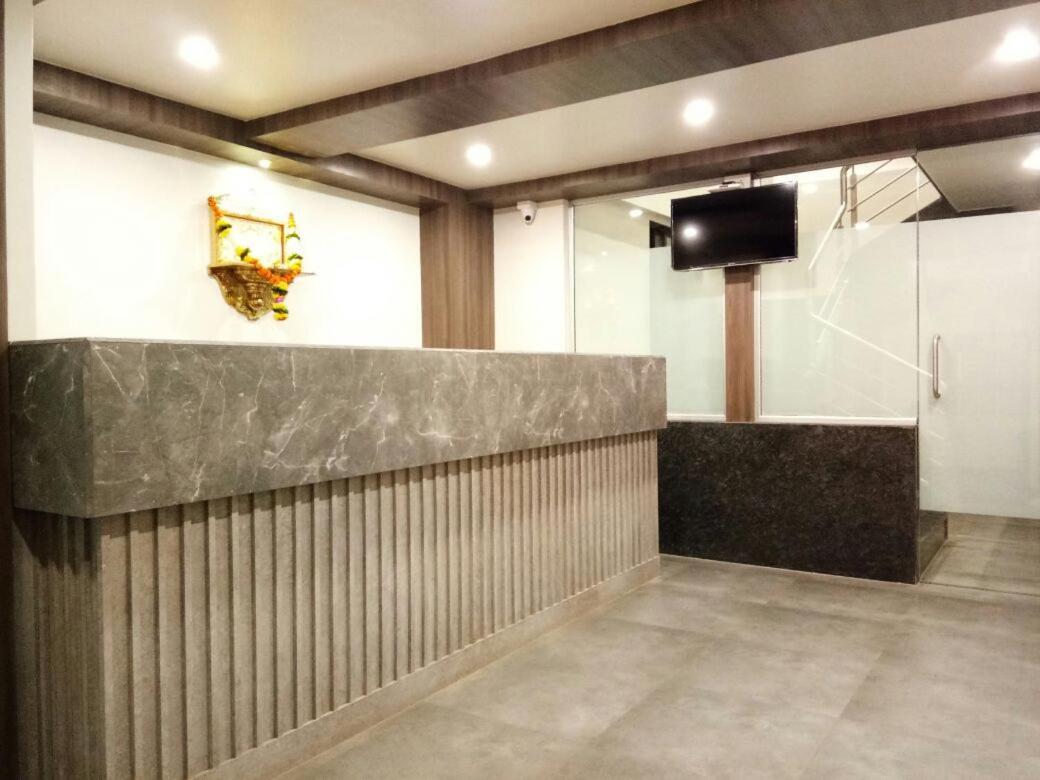 Hotel Imperial Vasai Exterior foto